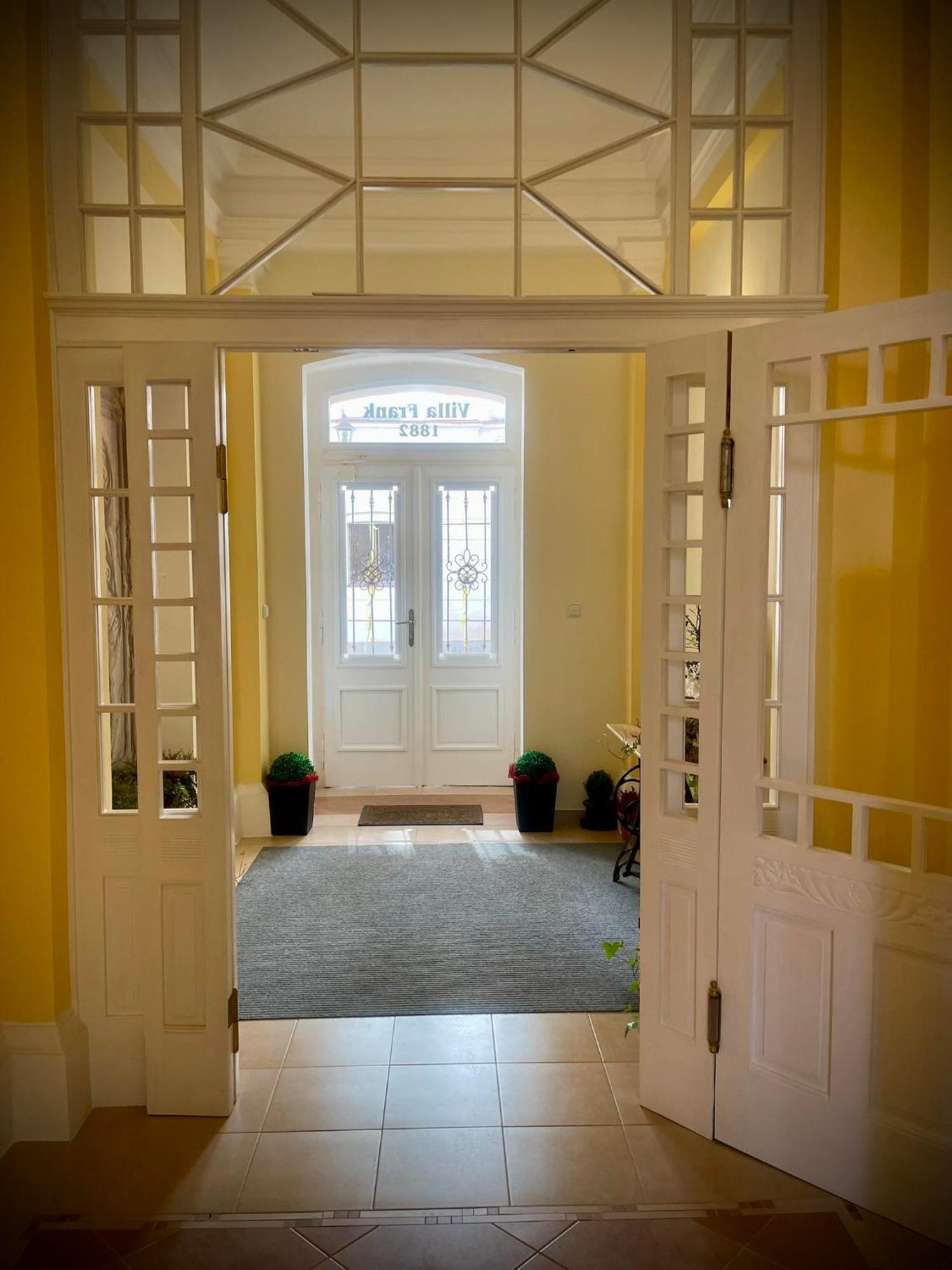 Apartament Frank *