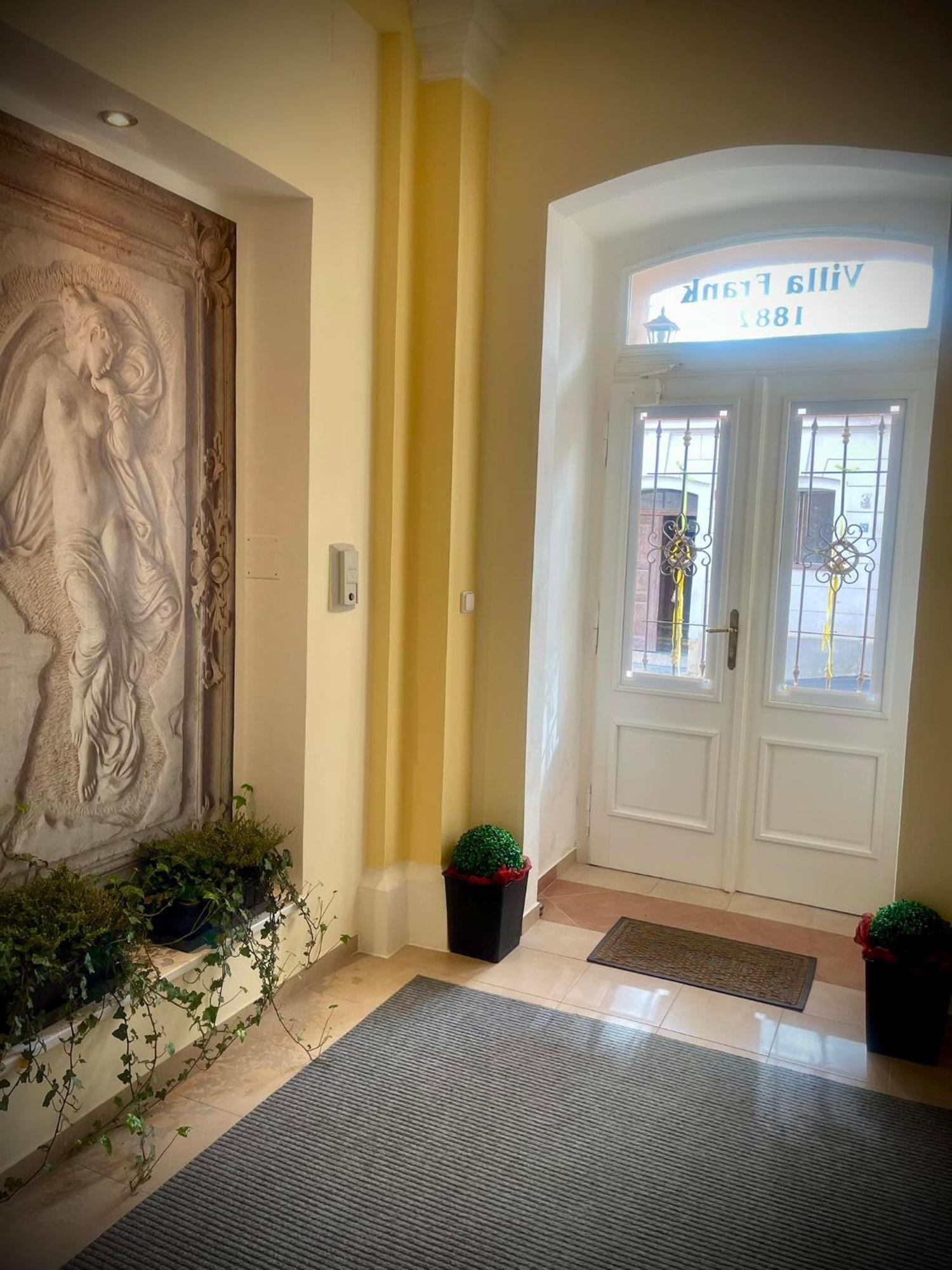 Apartament Frank