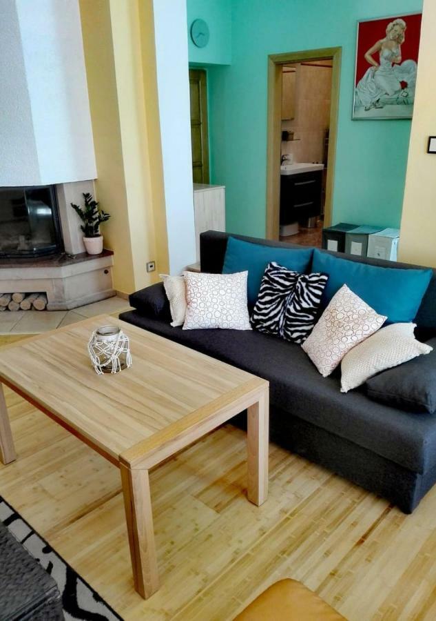Frank Apartment